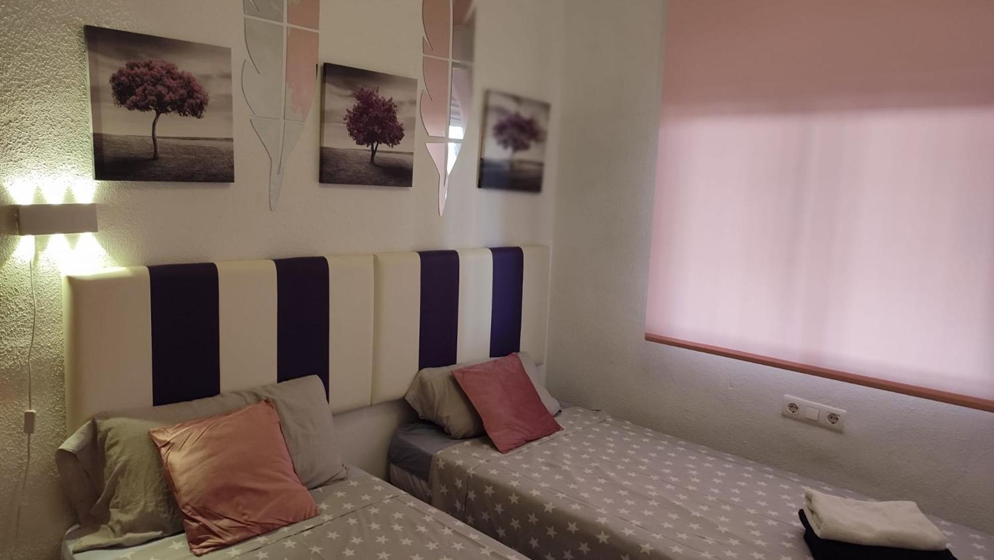 Apartamentos Varios Con 2 Dorm En Marina Dor , La Playa De Amplaries 47 , Vista Lateral Al Mar โอโรเปซาเดลมาร์ ภายนอก รูปภาพ